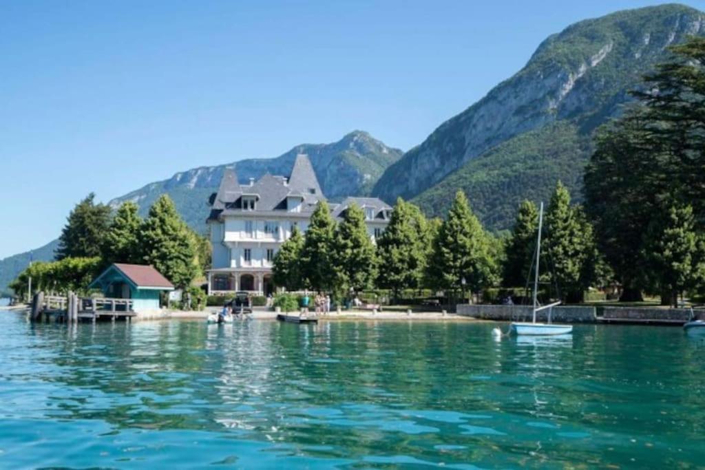 Bel Appartement Au Calme A 5 Minutes Du Village Menthon-Saint-Bernard Bagian luar foto